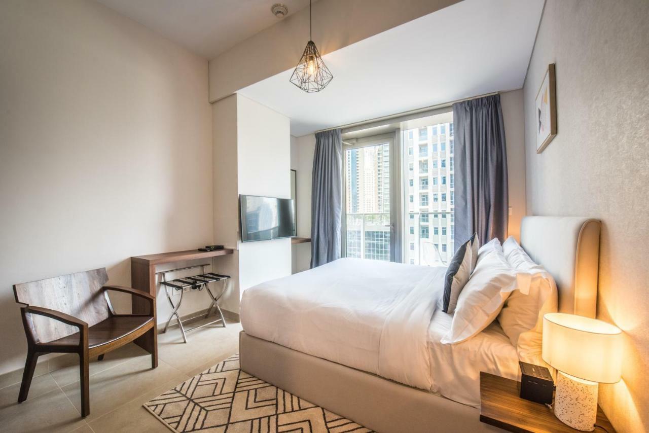 Fantastay Sparkle Tower One Bedroom Suite Marina View Ντουμπάι Εξωτερικό φωτογραφία